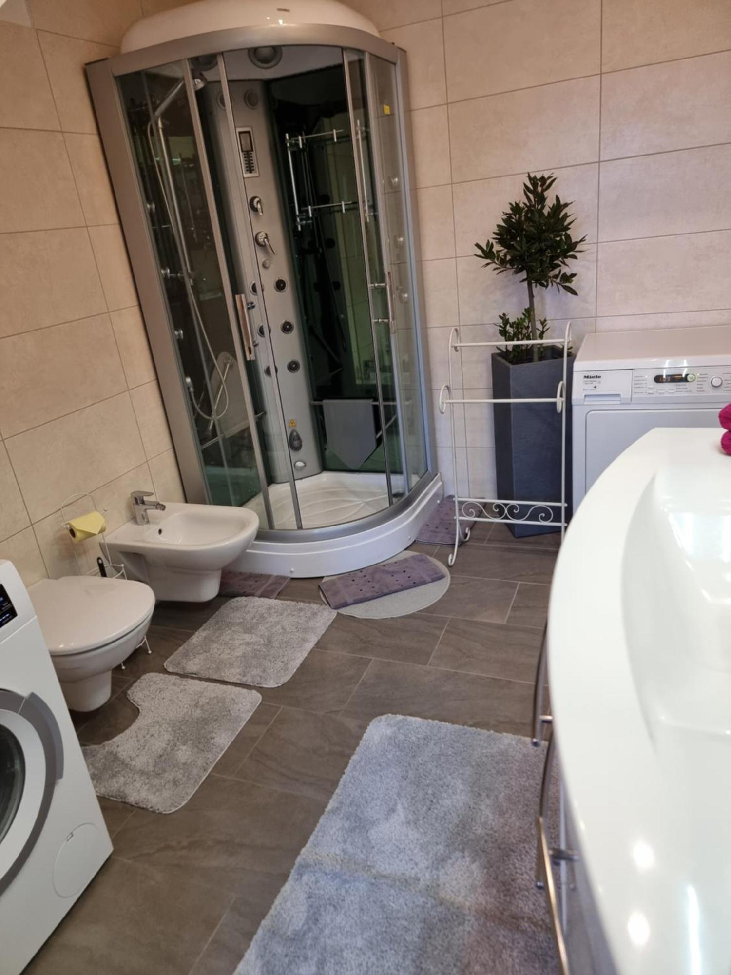 Ferienhaus Burgblick Treffen Phòng bức ảnh