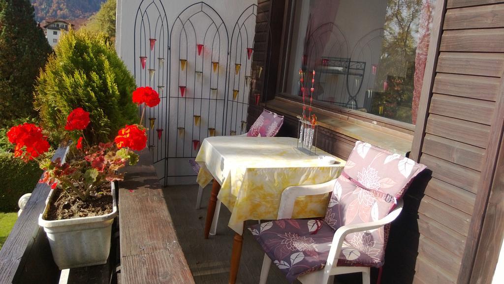 Ferienhaus Burgblick Treffen Phòng bức ảnh